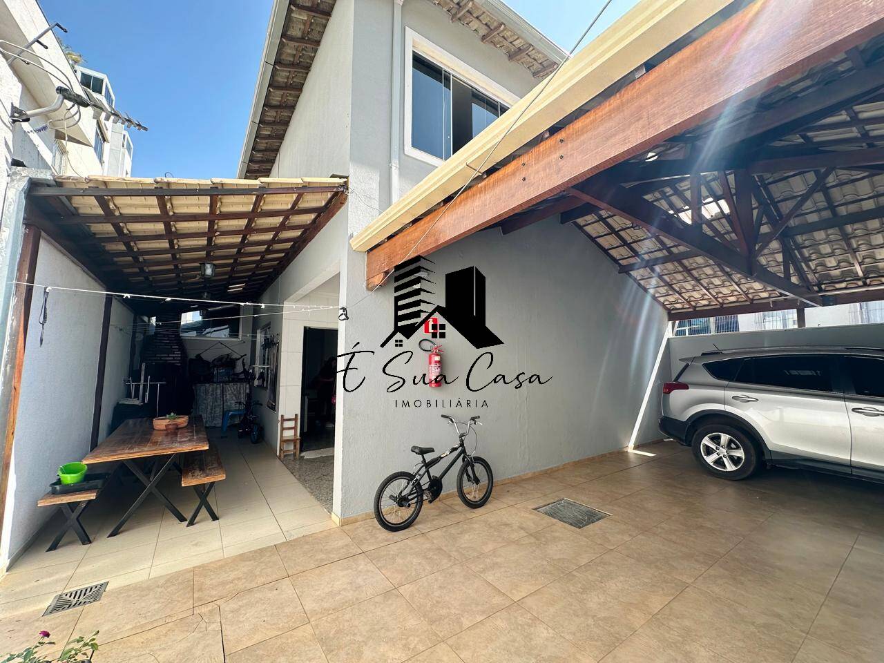 Casa, 3 quartos, 114 m² - Foto 1