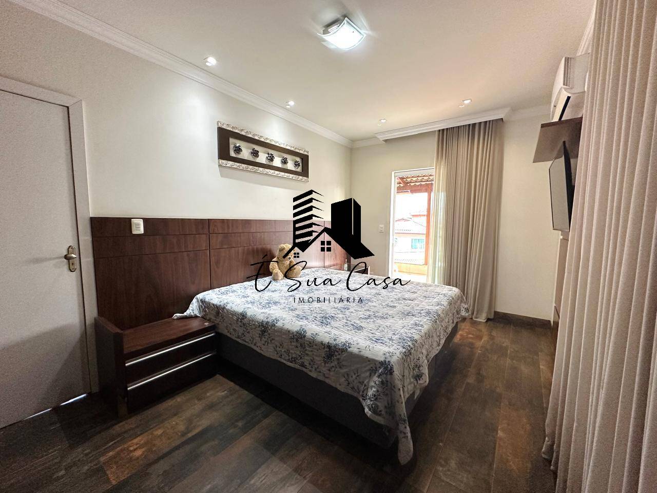 Casa, 4 quartos, 343 m² - Foto 29