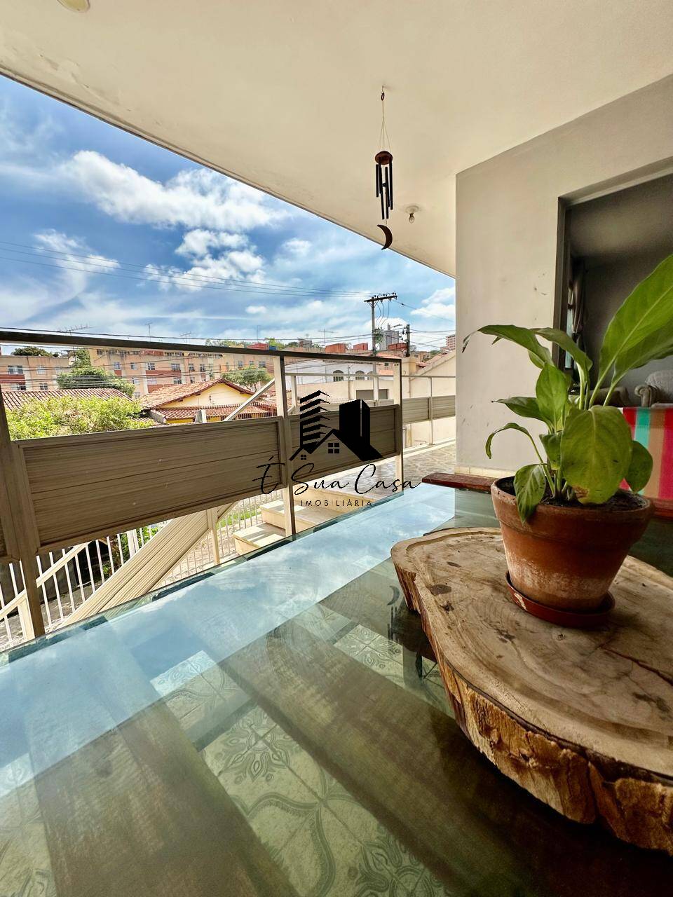 Casa, 4 quartos, 248 m² - Foto 2