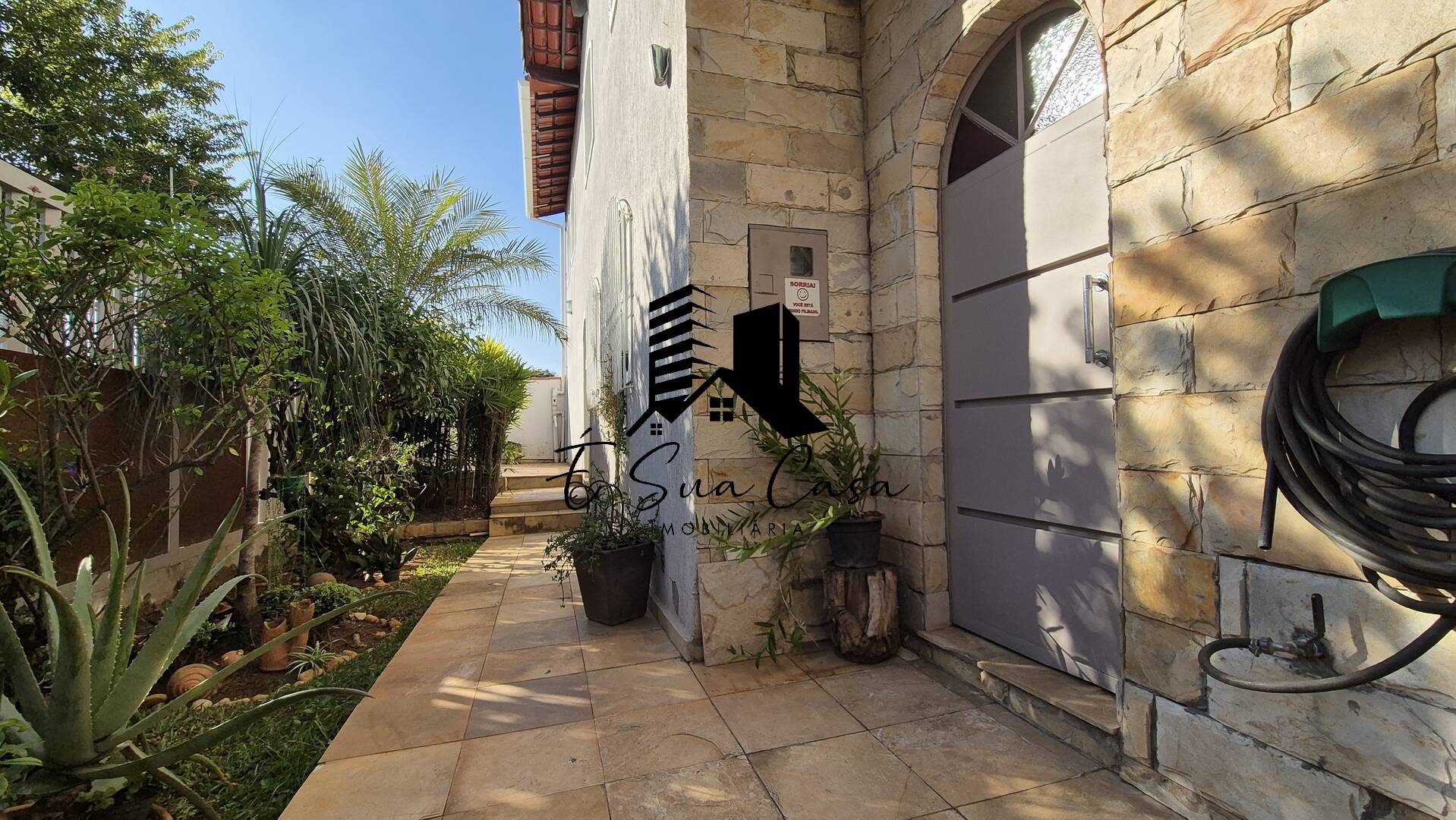 Casa, 5 quartos, 240 m² - Foto 34