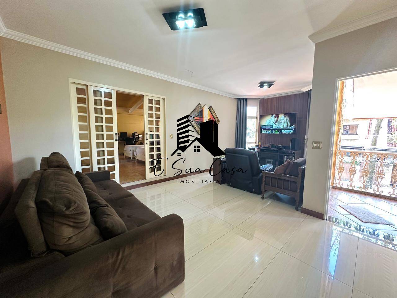 Casa, 3 quartos, 339 m² - Foto 2