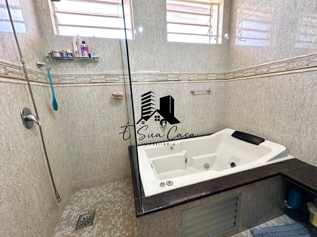 Casa, 3 quartos, 339 m² - Foto 30