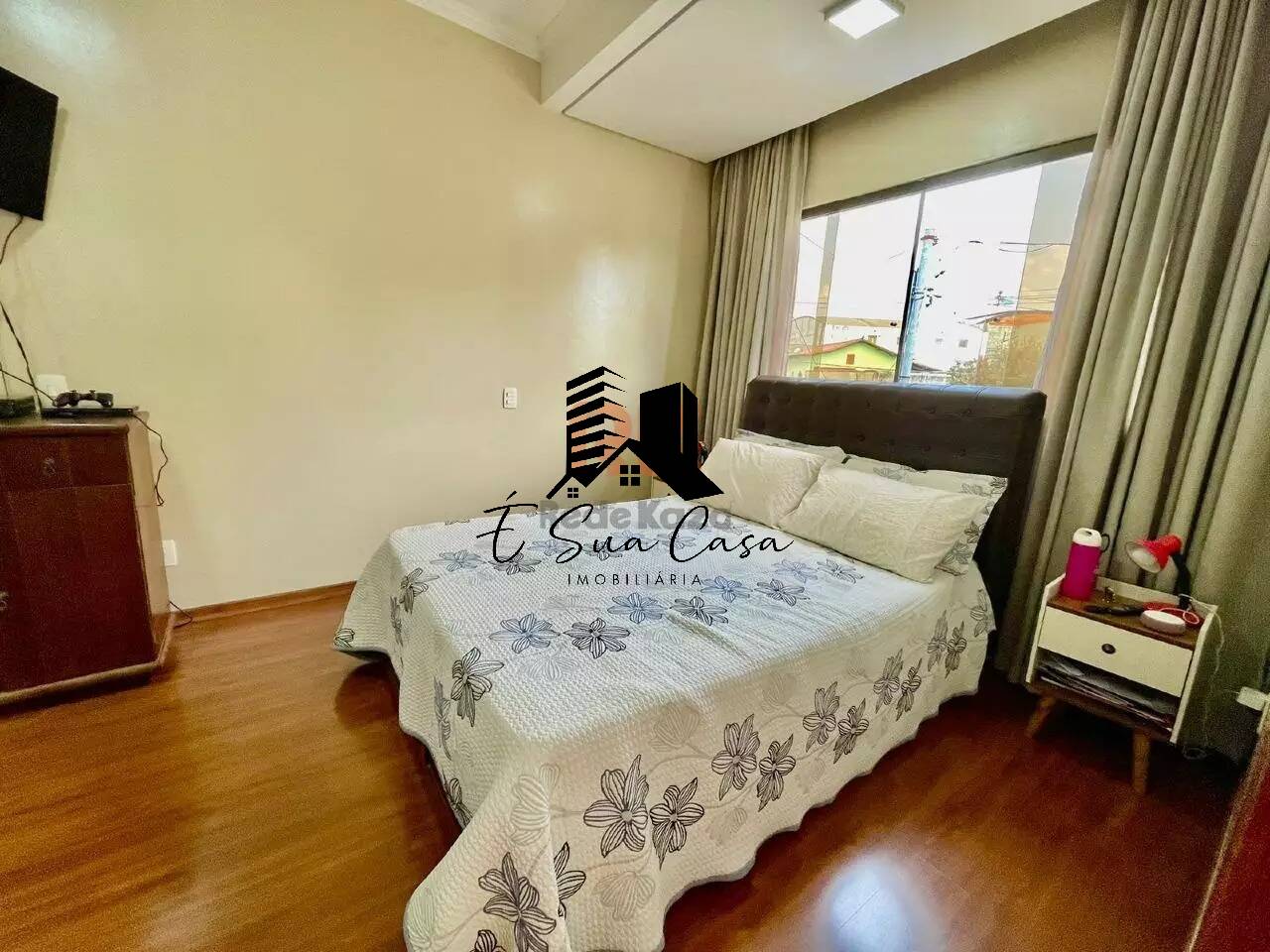 Casa, 4 quartos, 220 m² - Foto 14