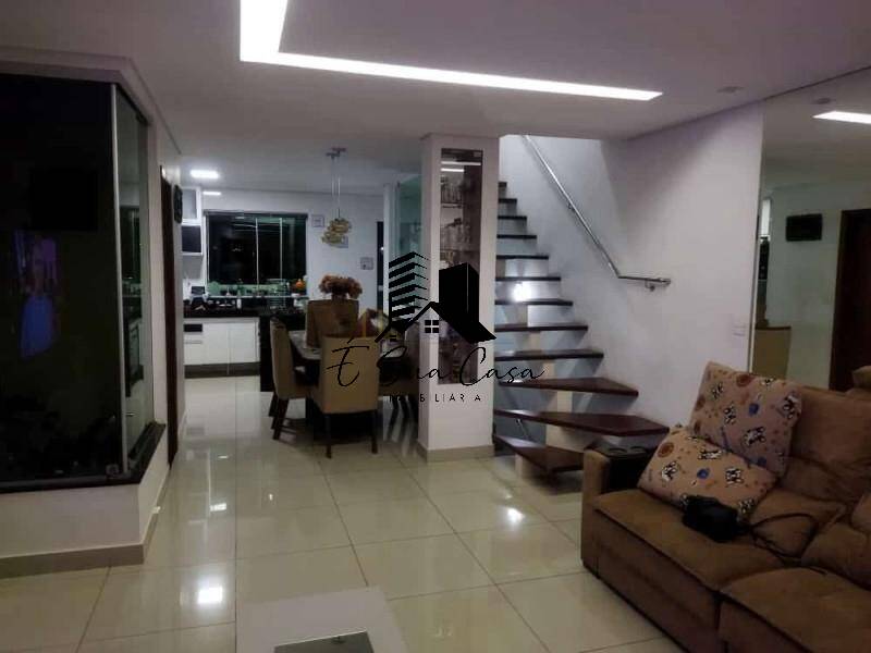 Casa, 3 quartos, 200 m² - Foto 2