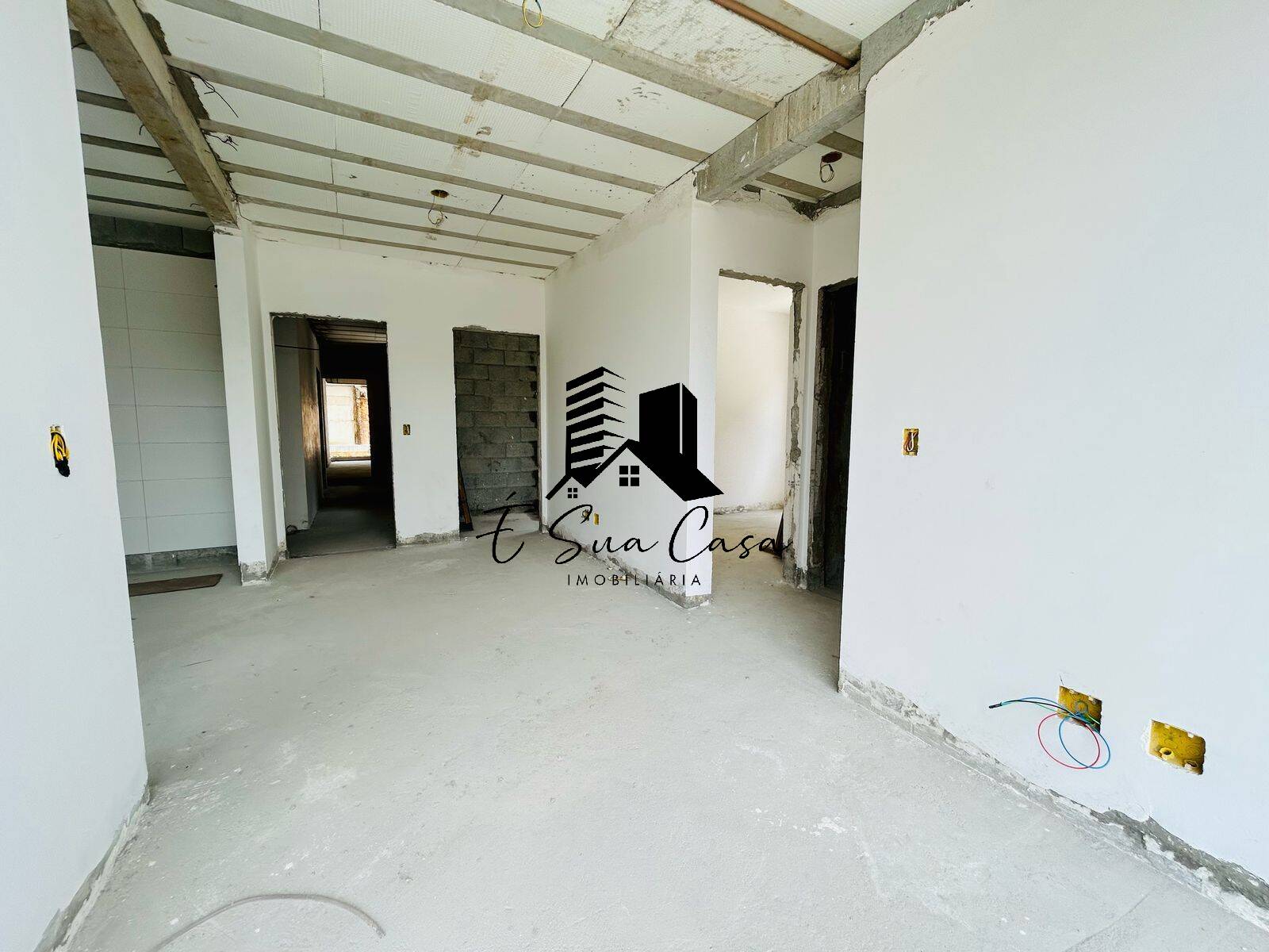 Cobertura à venda com 2 quartos, 130m² - Foto 2