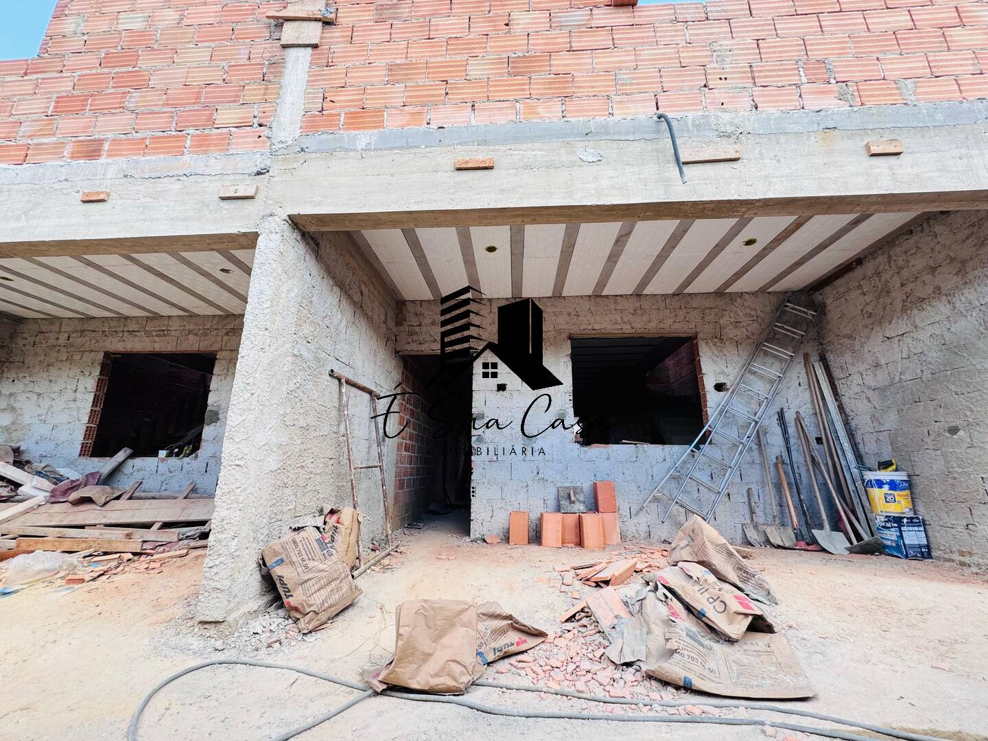 Casa à venda com 3 quartos, 180m² - Foto 6