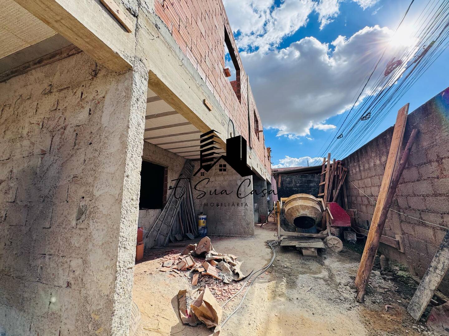 Casa à venda com 3 quartos, 180m² - Foto 14
