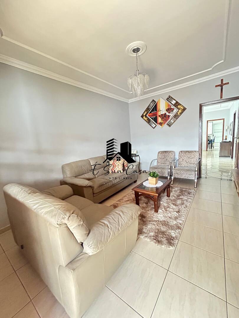 Casa à venda com 3 quartos, 360m² - Foto 7