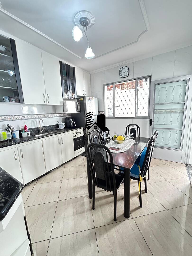 Casa à venda com 3 quartos, 360m² - Foto 12