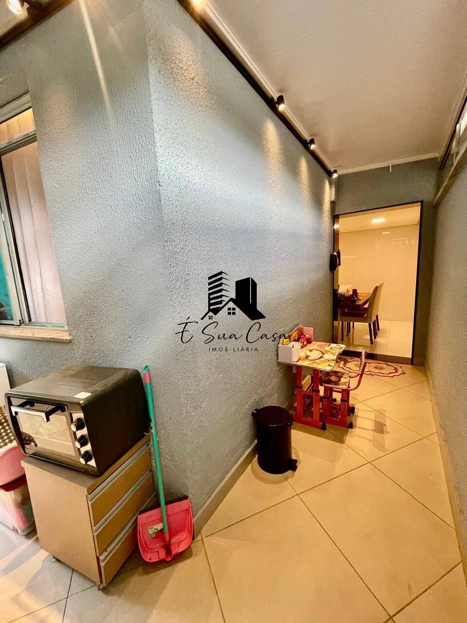 Apartamento à venda com 2 quartos, 77m² - Foto 11
