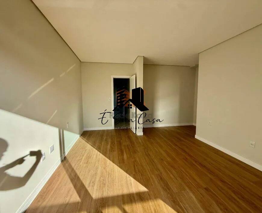 Casa à venda com 3 quartos, 169m² - Foto 9