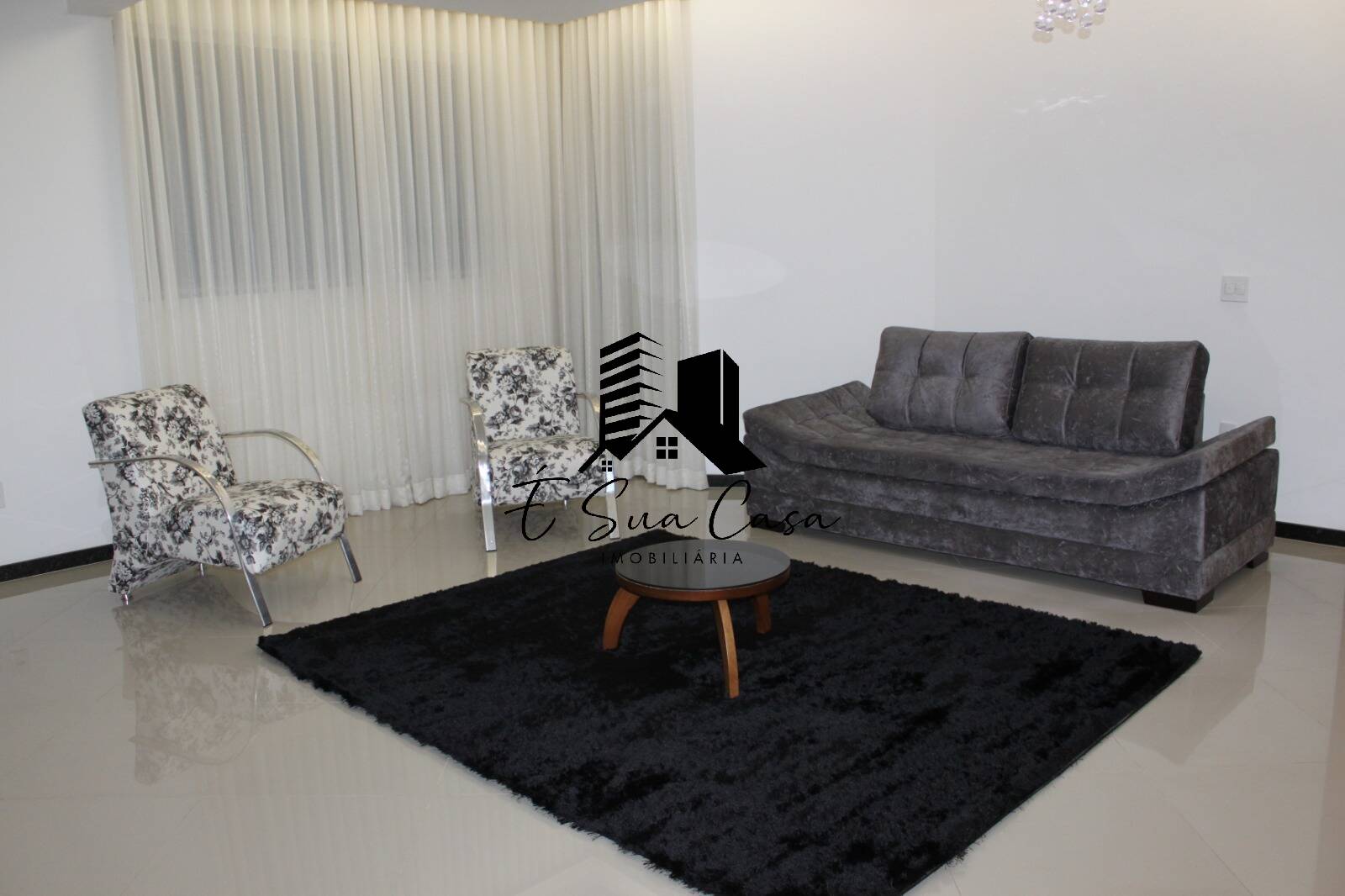 Casa, 3 quartos, 250 m² - Foto 4