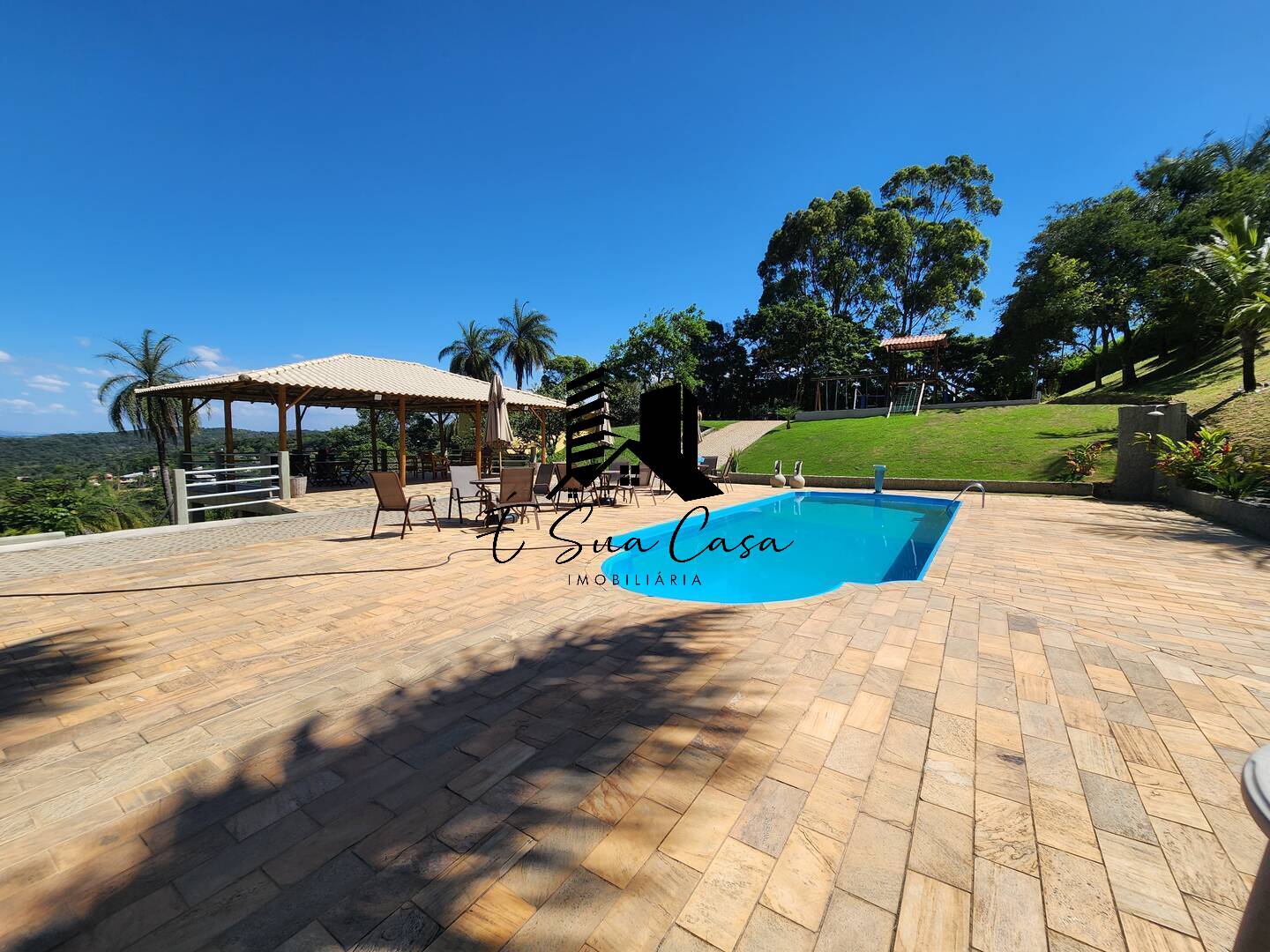 Sítio à venda com 5 quartos, 2000m² - Foto 2