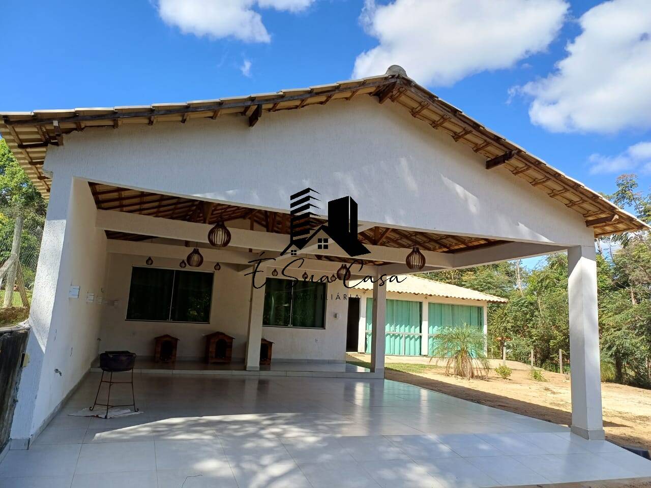 Sítio, 4 quartos, 2500 m² - Foto 1