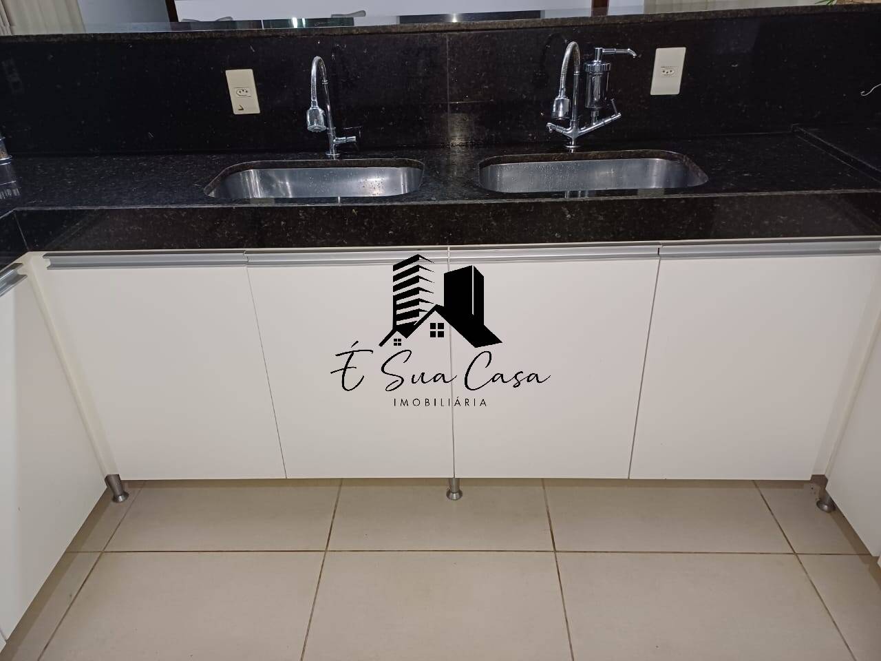 Sítio, 4 quartos, 2500 m² - Foto 11