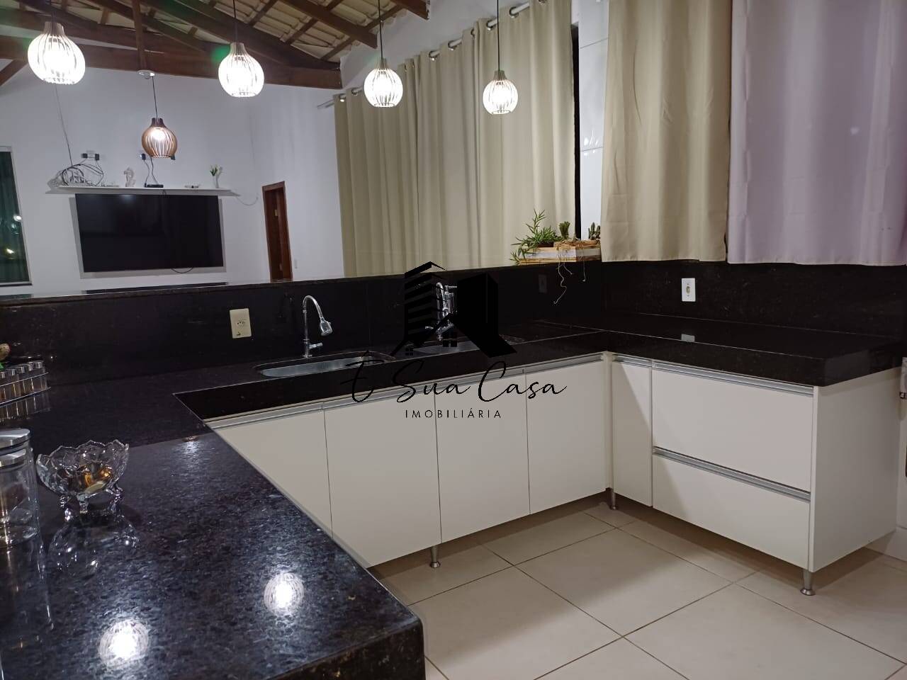 Sítio, 4 quartos, 2500 m² - Foto 12