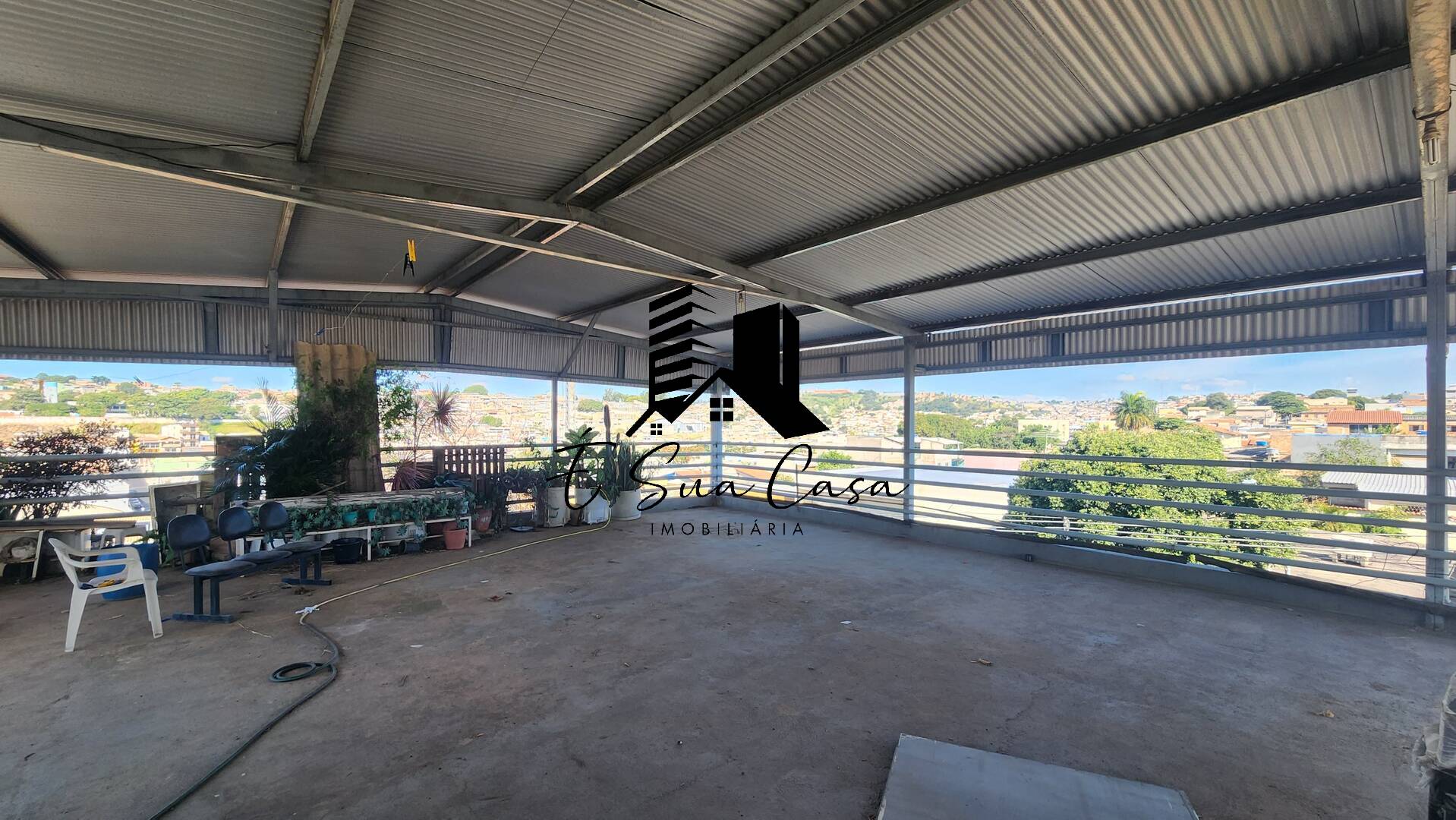 Casa à venda com 3 quartos, 360m² - Foto 15