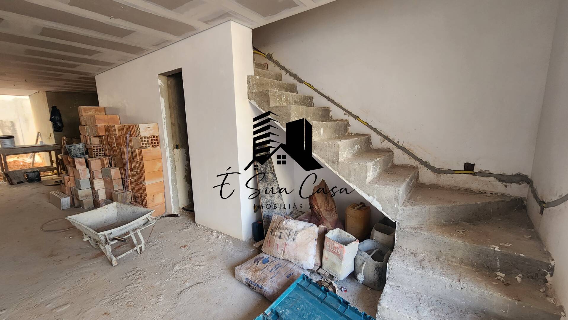 Casa à venda com 3 quartos, 180m² - Foto 10