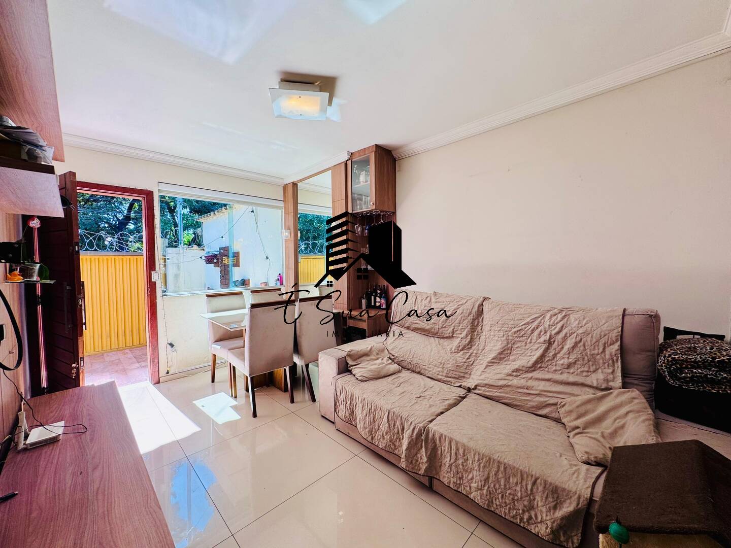 Casa à venda com 2 quartos, 90m² - Foto 7