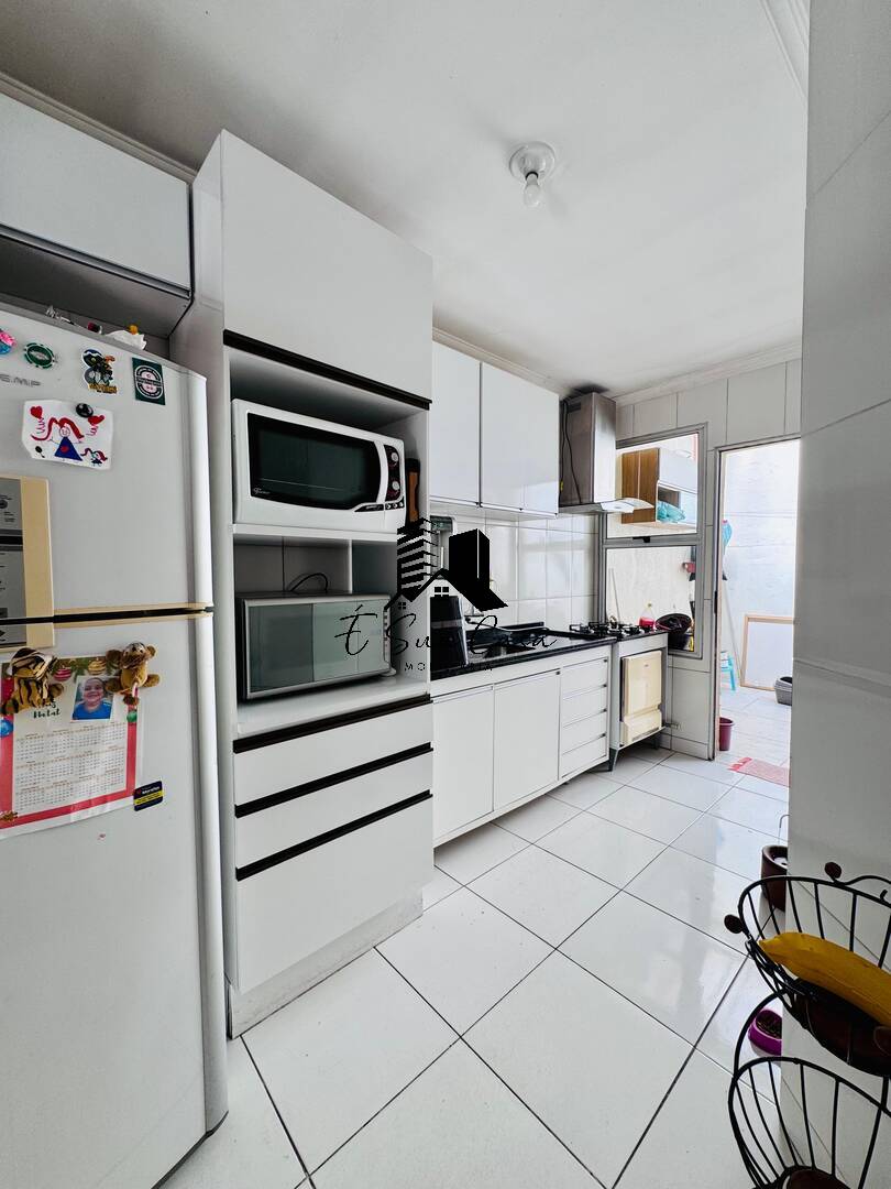 Casa à venda com 2 quartos, 90m² - Foto 20