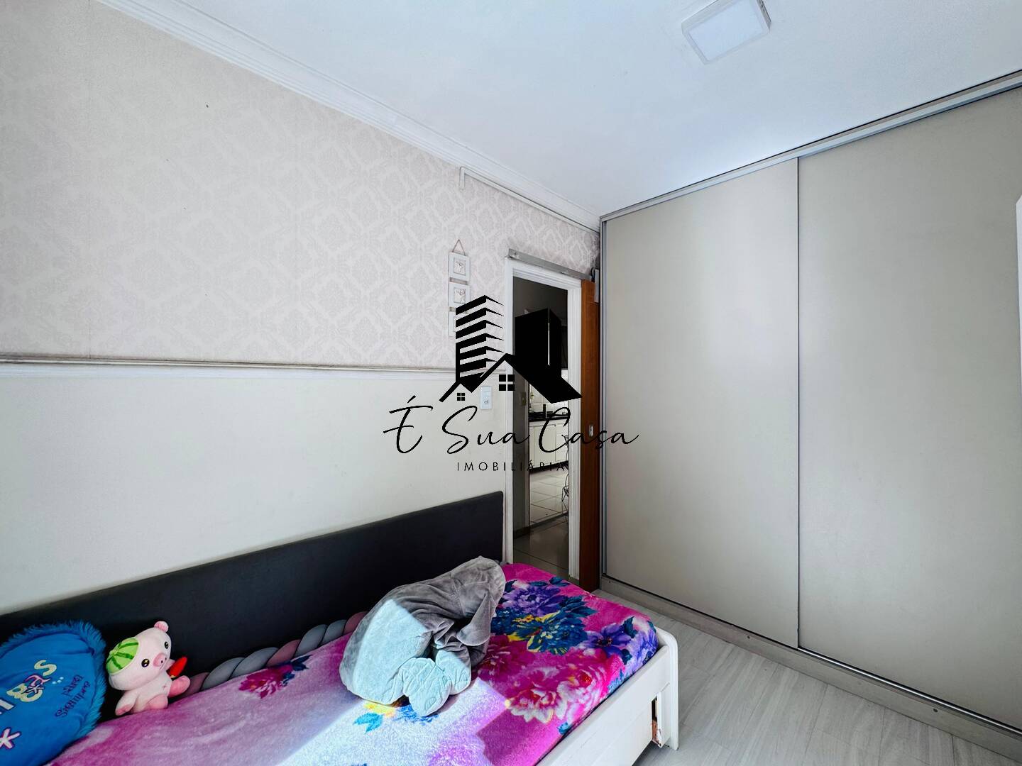 Casa à venda com 2 quartos, 90m² - Foto 14
