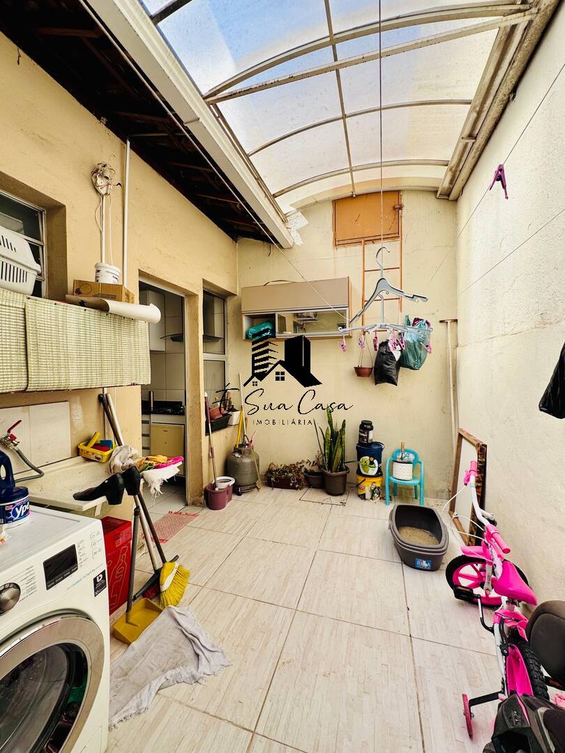 Casa à venda com 2 quartos, 90m² - Foto 21