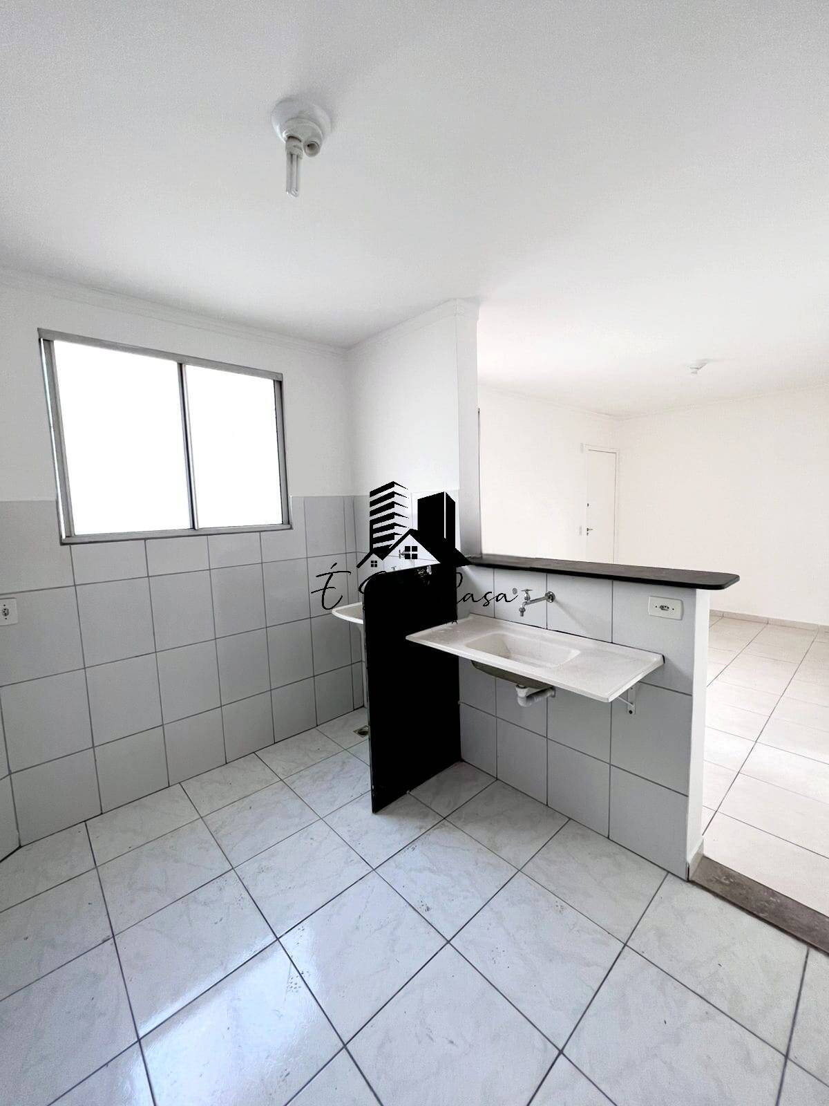 Apartamento à venda com 2 quartos, 45m² - Foto 13
