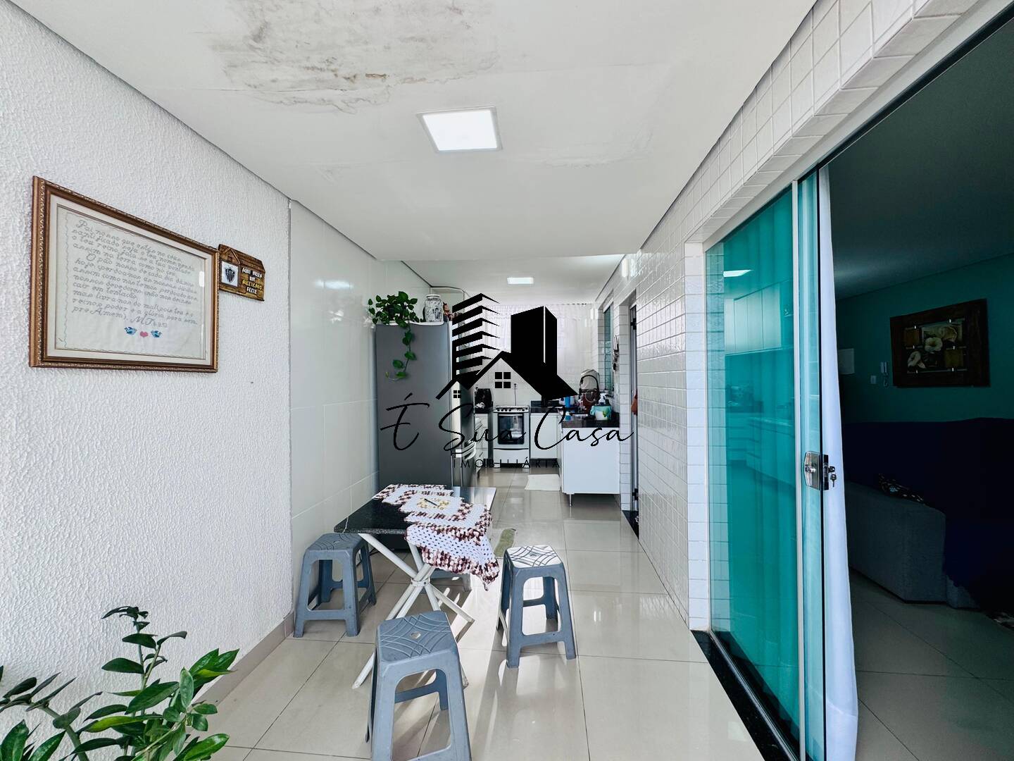 Apartamento à venda com 2 quartos, 97m² - Foto 12