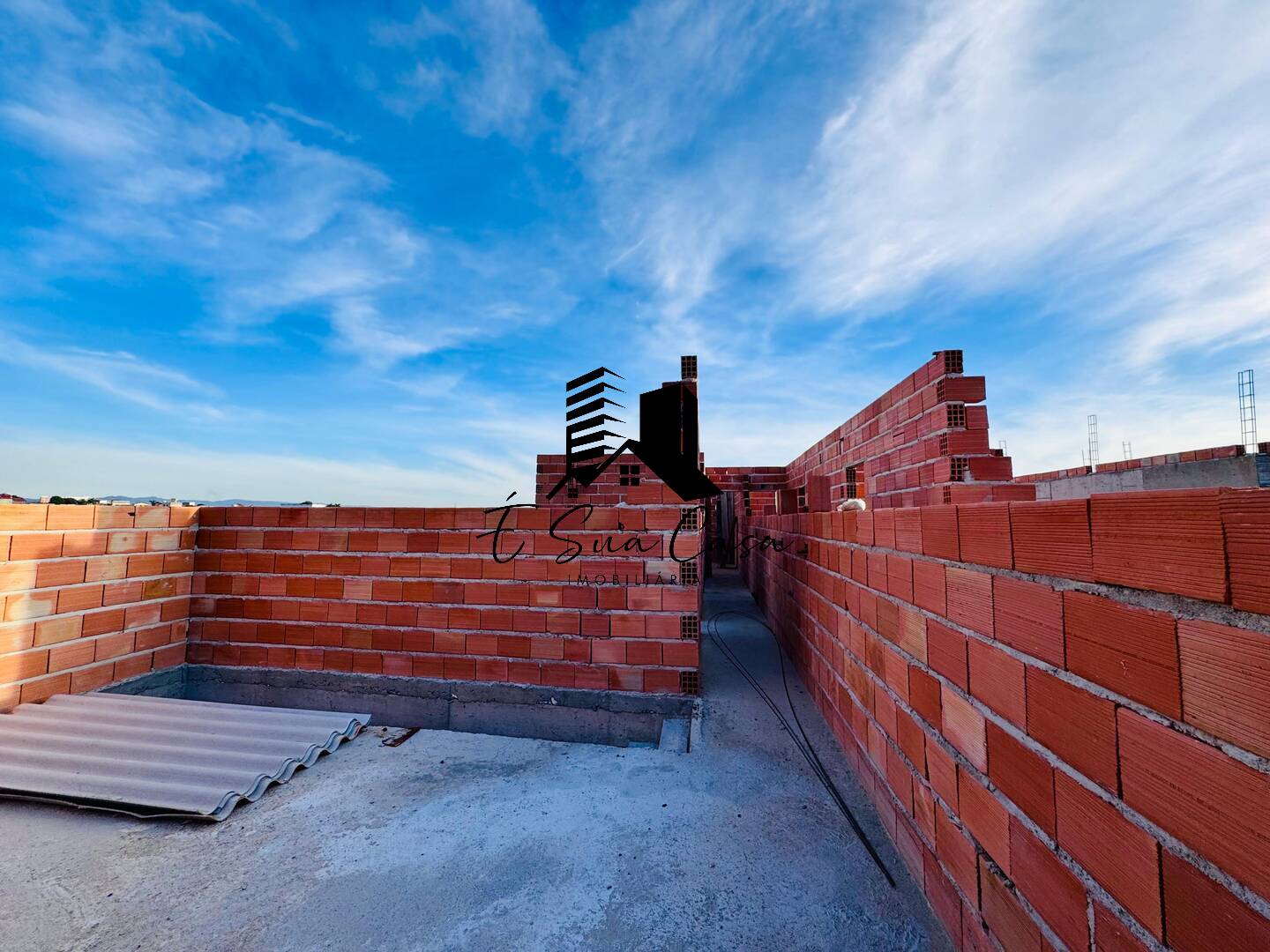 Casa à venda com 3 quartos, 250m² - Foto 6