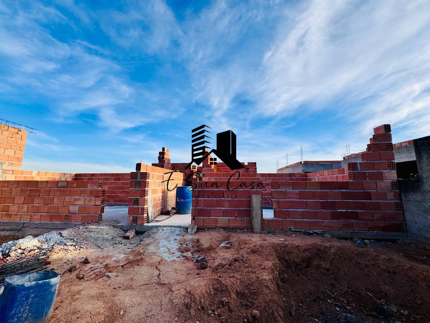 Casa à venda com 3 quartos, 250m² - Foto 10