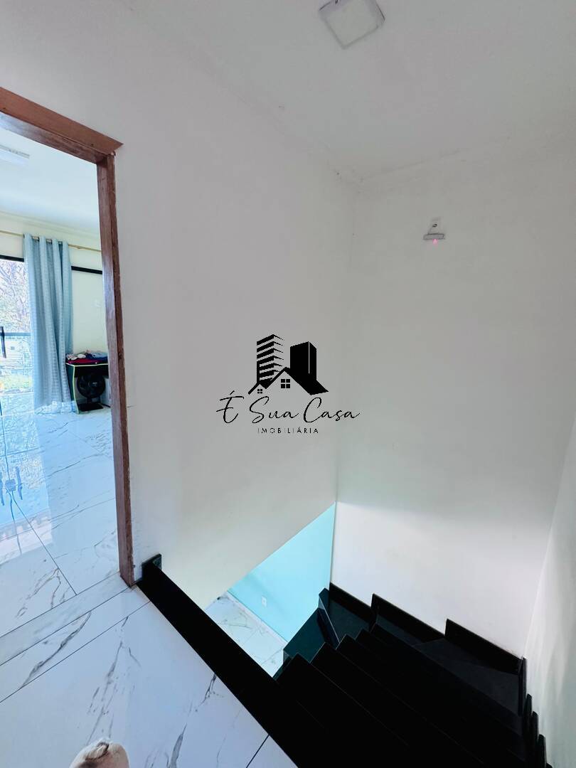Casa à venda com 4 quartos, 220m² - Foto 19