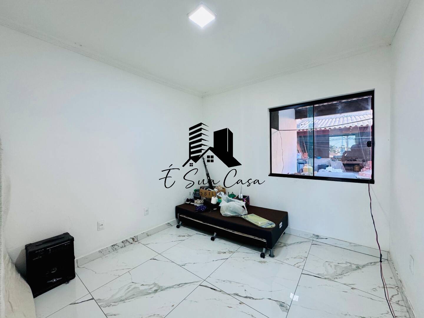 Casa à venda com 4 quartos, 220m² - Foto 20