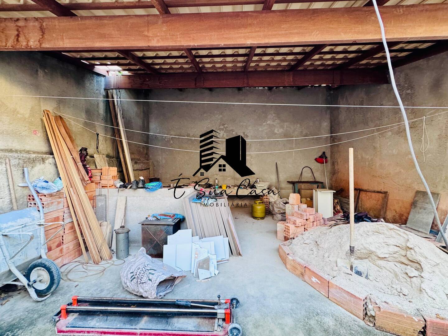 Casa à venda com 4 quartos, 220m² - Foto 23