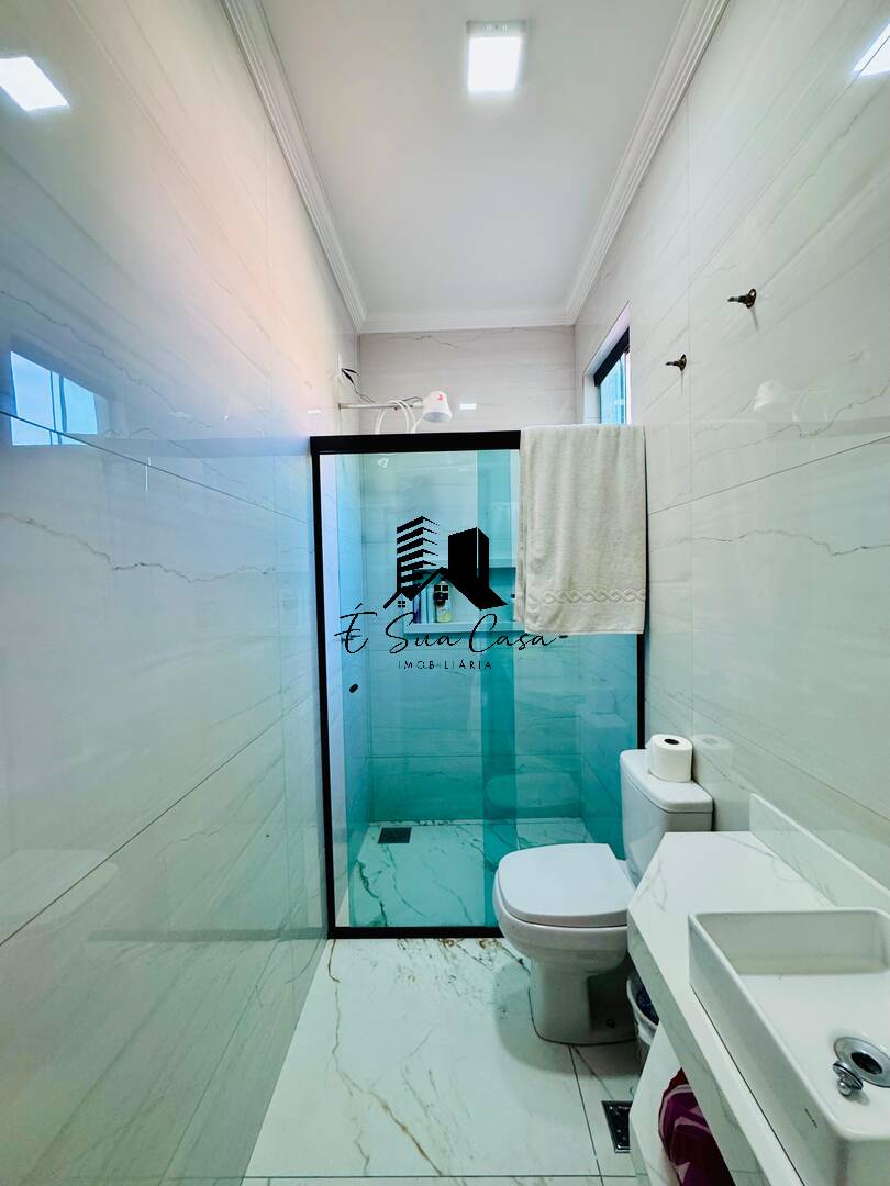 Casa à venda com 4 quartos, 220m² - Foto 8