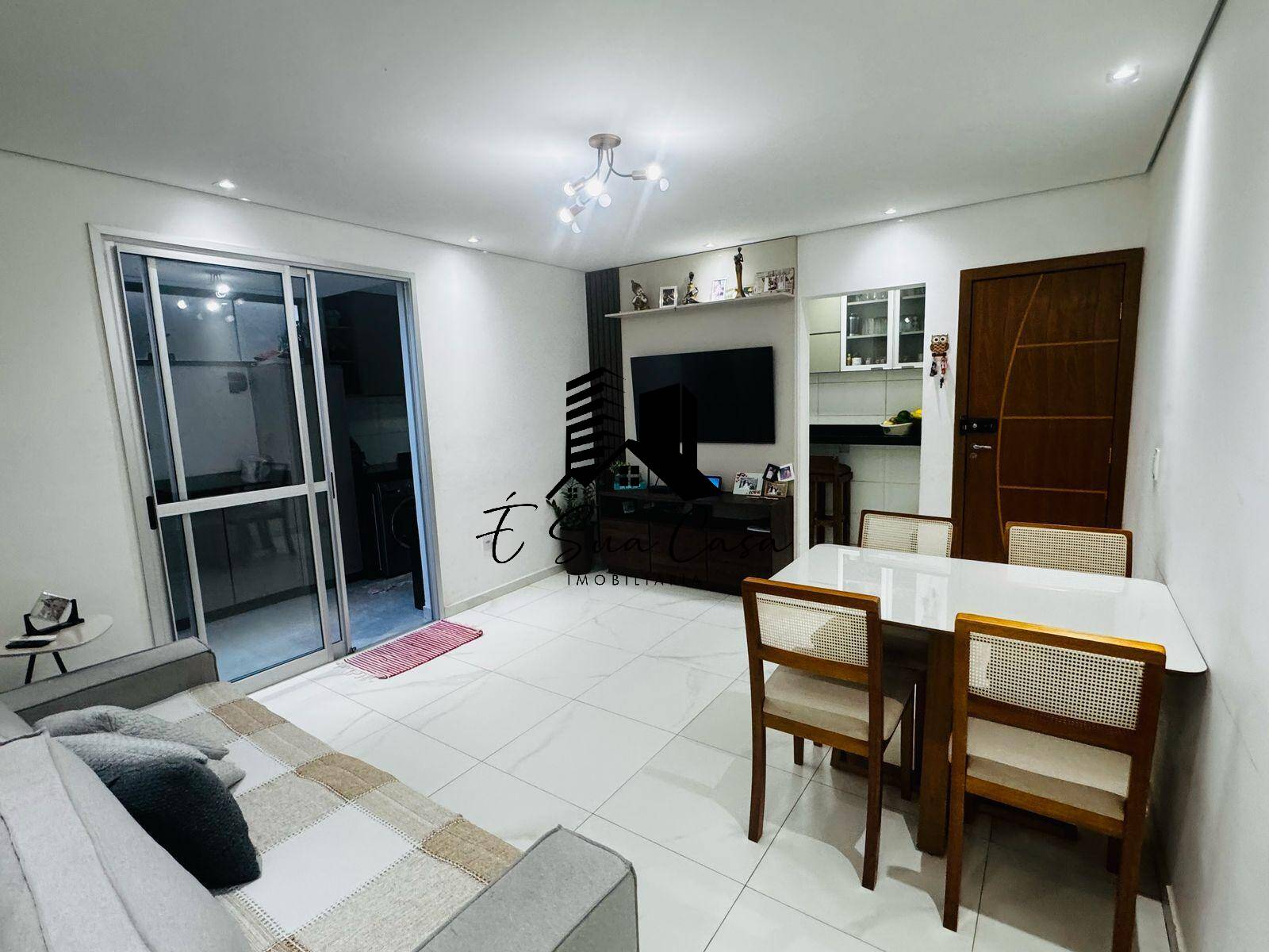 Apartamento à venda com 2 quartos, 89m² - Foto 2
