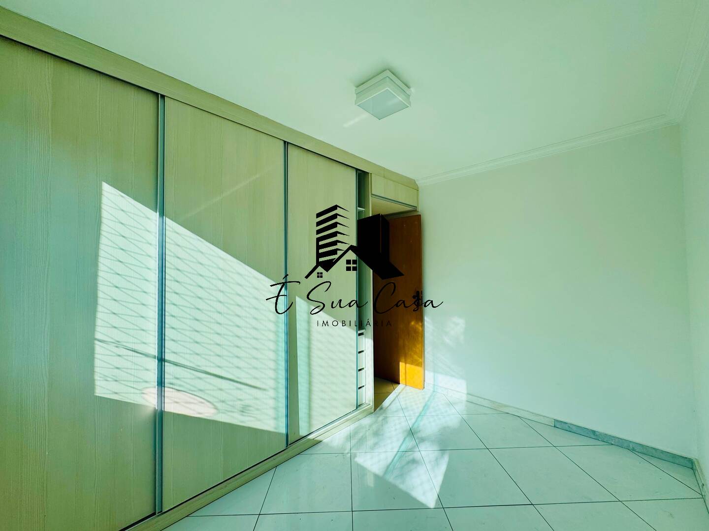 Cobertura à venda com 3 quartos, 200m² - Foto 18