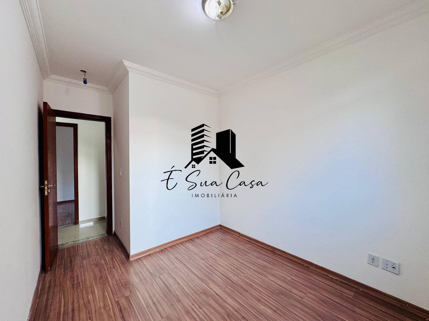 Apartamento à venda com 3 quartos, 75m² - Foto 12