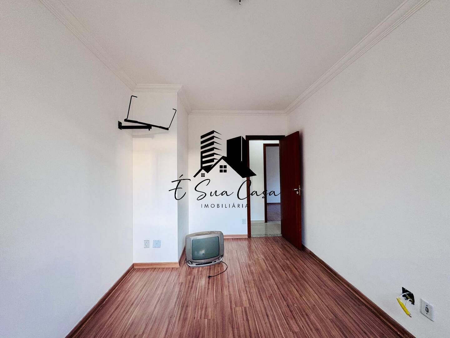 Apartamento à venda com 3 quartos, 75m² - Foto 18