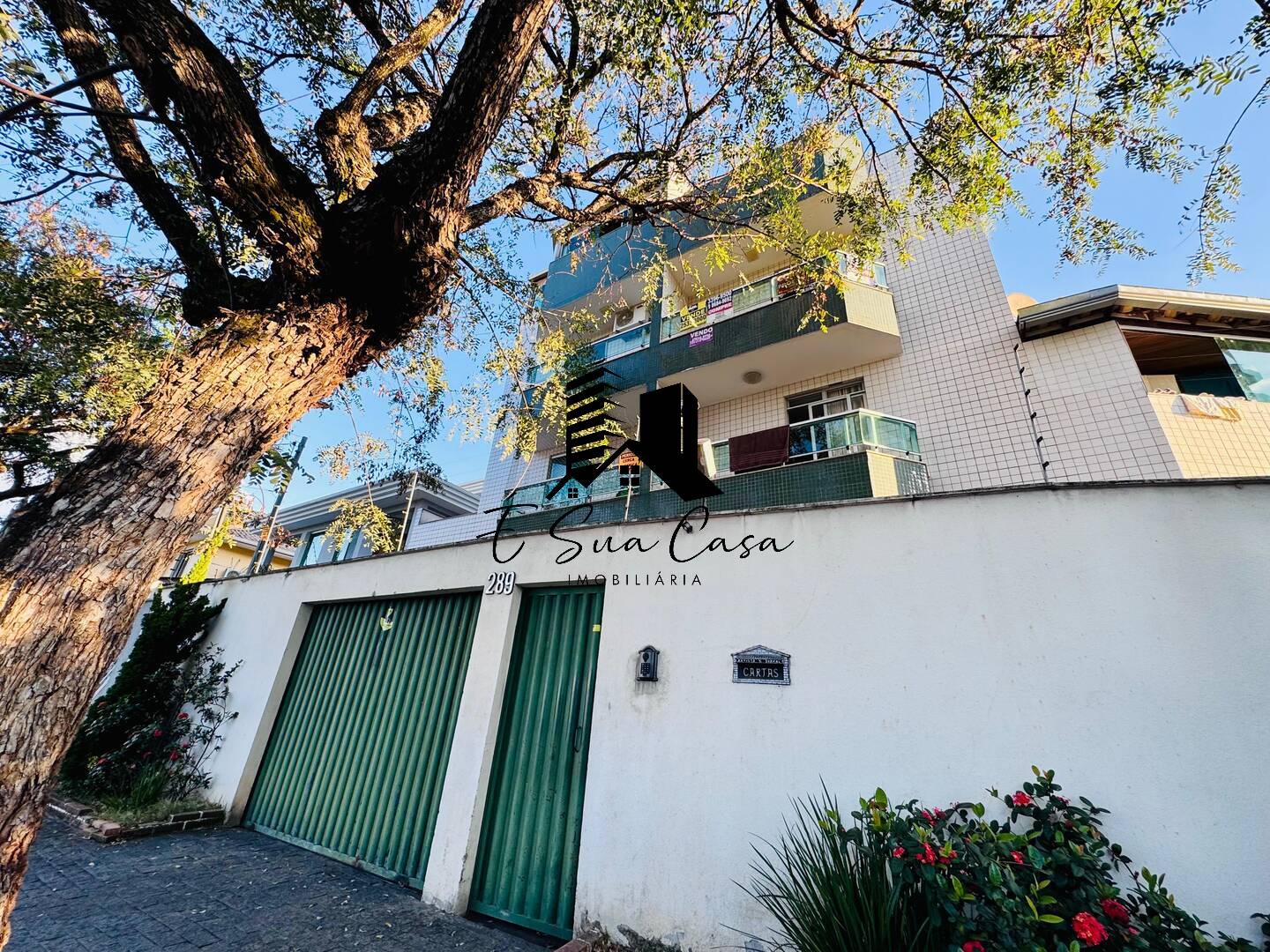 Apartamento à venda com 3 quartos, 75m² - Foto 1