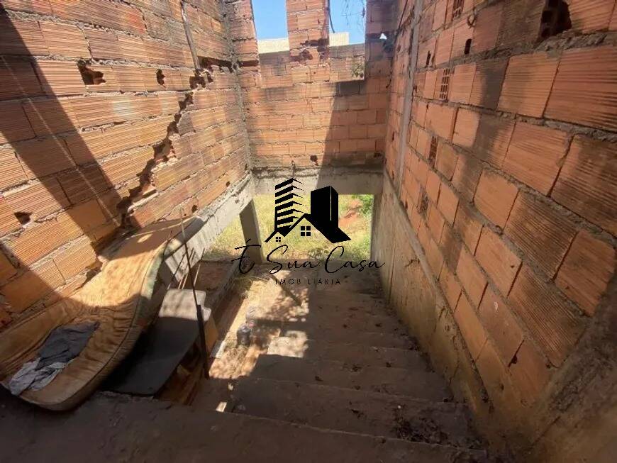 Casa à venda com 3 quartos, 200m² - Foto 9