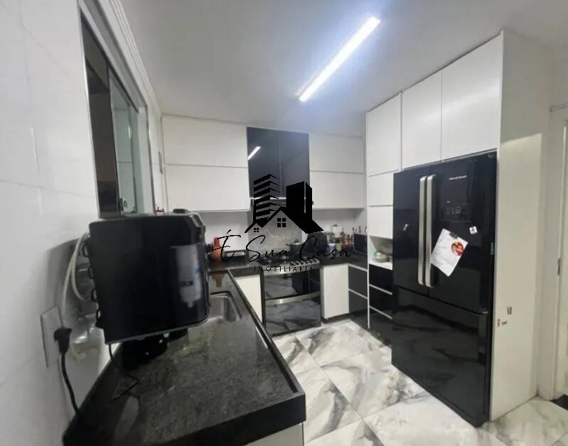 Casa à venda com 3 quartos, 180m² - Foto 6