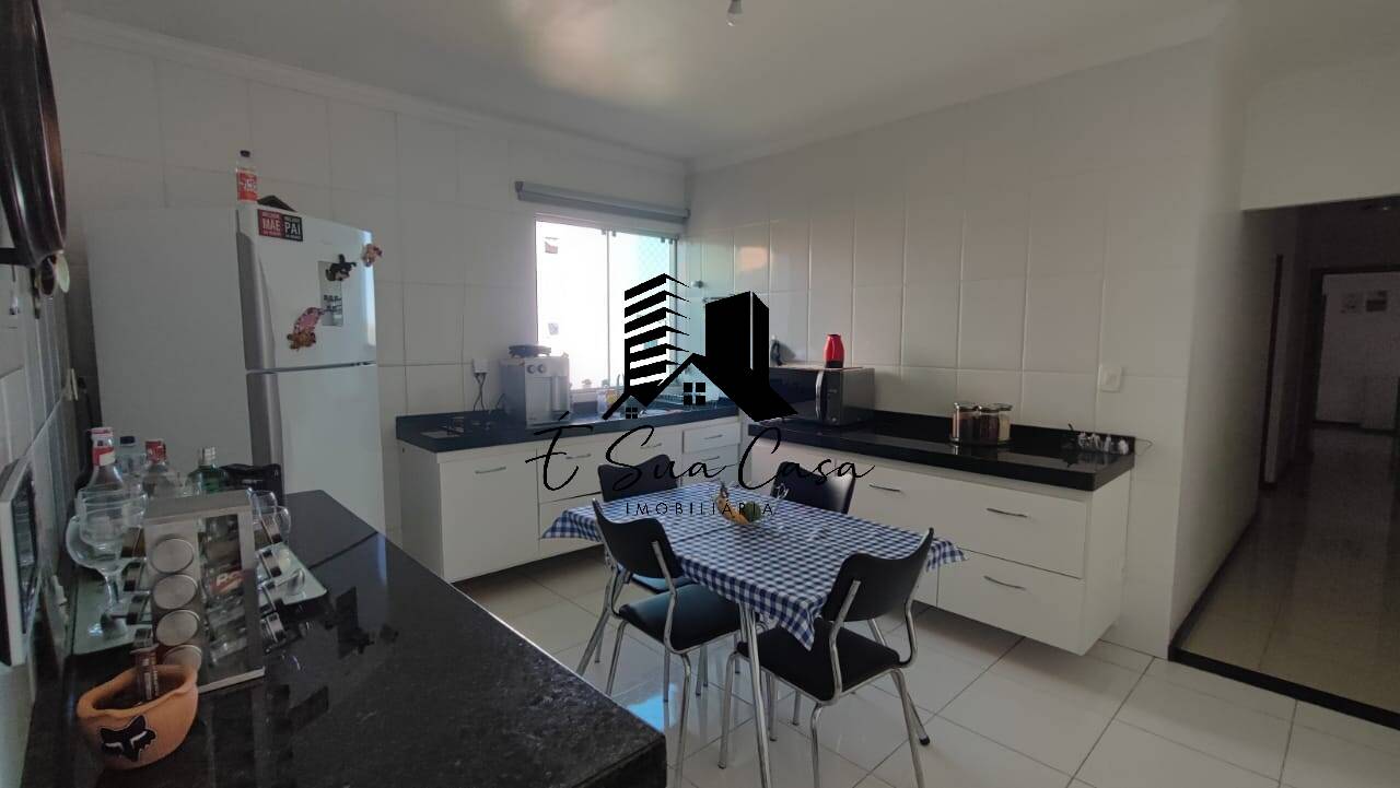 Casa à venda com 3 quartos, 168m² - Foto 6