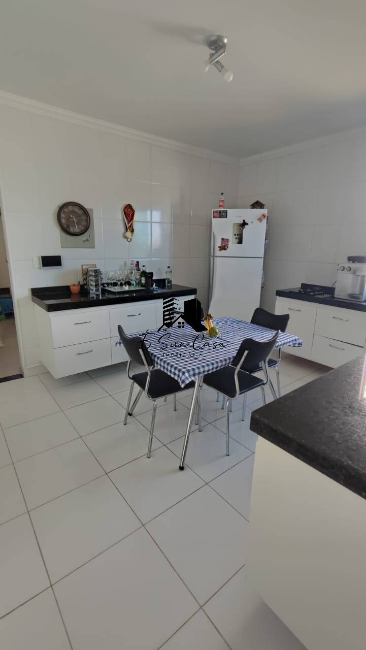 Casa à venda com 3 quartos, 168m² - Foto 7