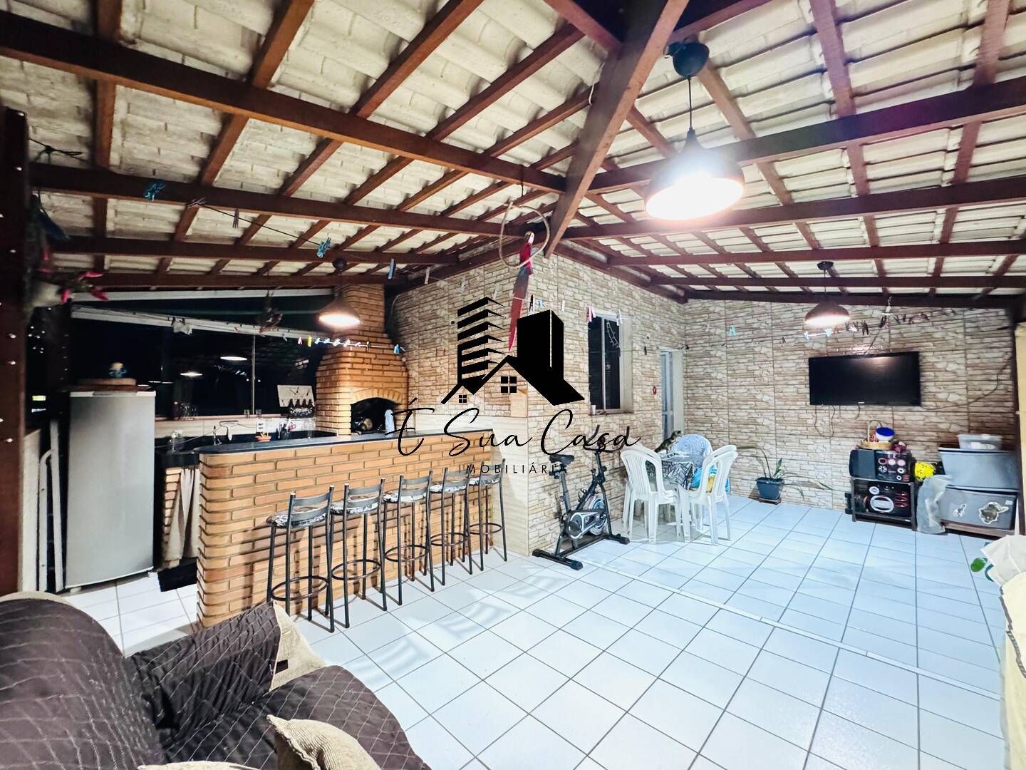 Cobertura à venda com 2 quartos, 90m² - Foto 2