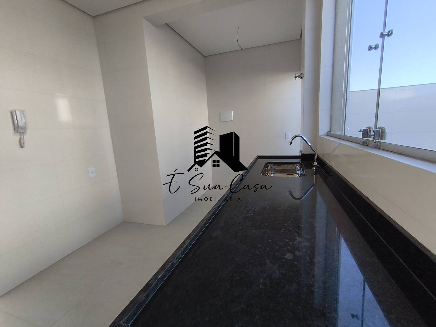 Apartamento à venda com 2 quartos, 61m² - Foto 7