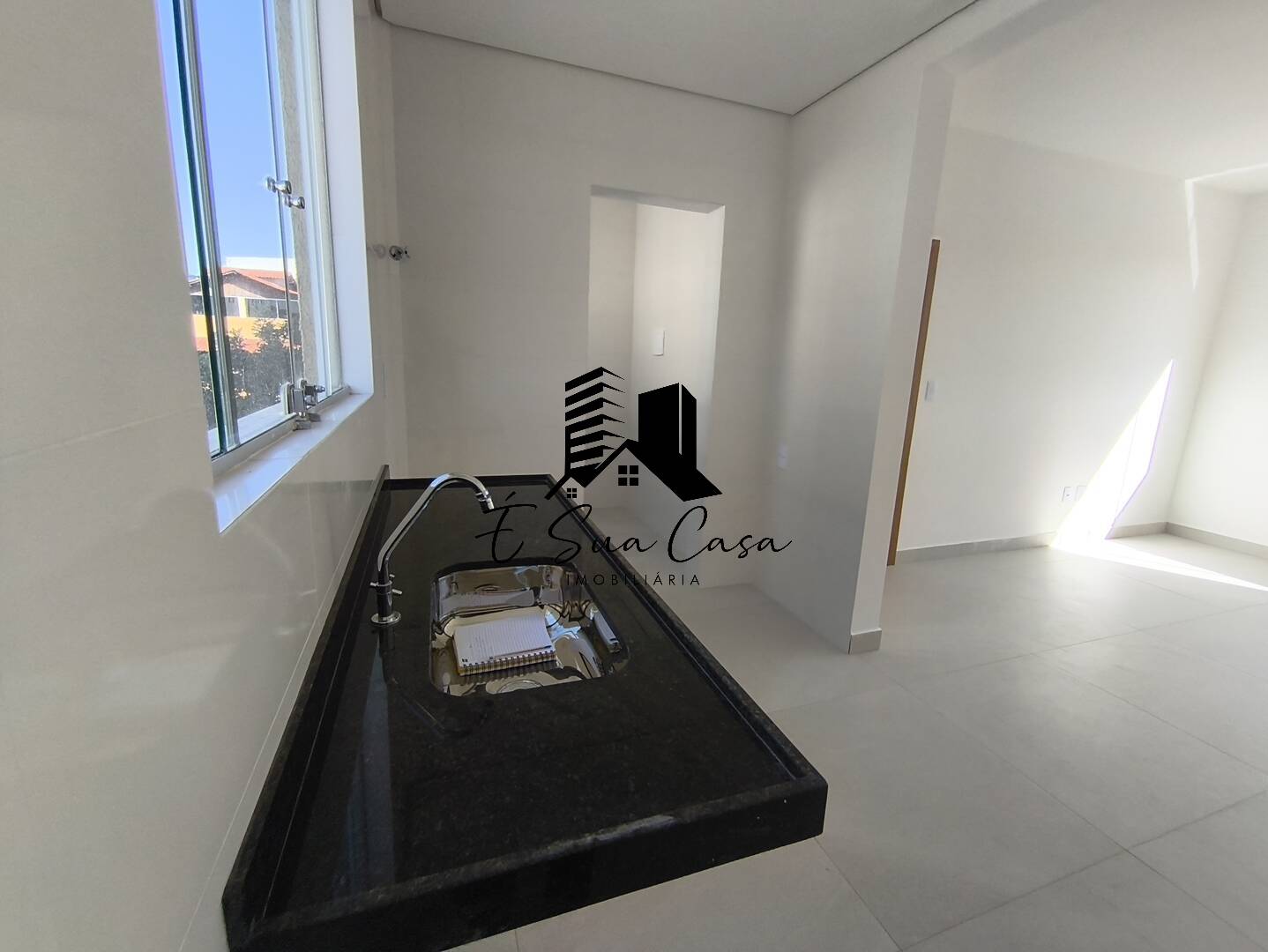 Apartamento à venda com 2 quartos, 61m² - Foto 9
