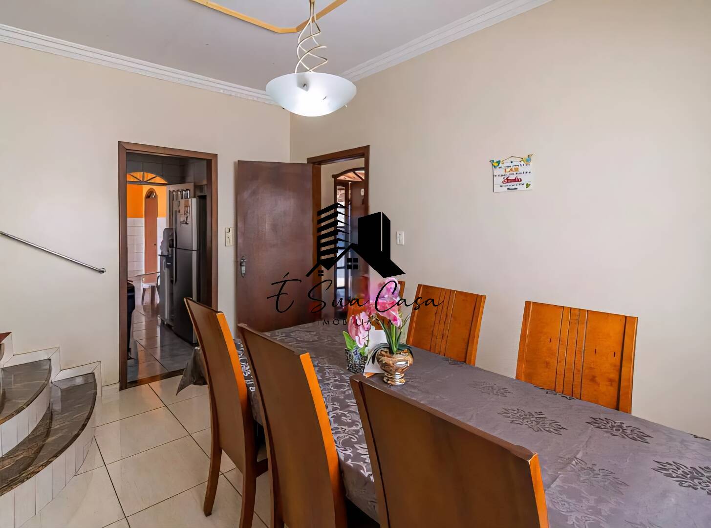 Casa à venda com 3 quartos, 360m² - Foto 7