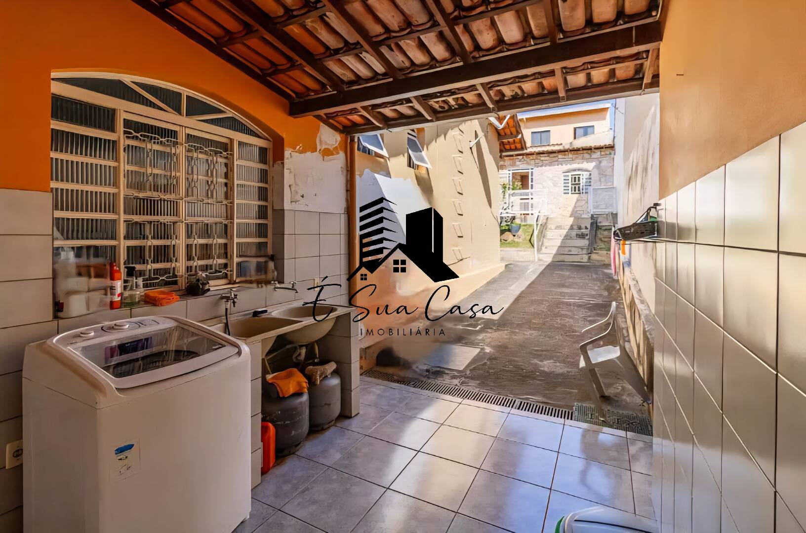 Casa à venda com 3 quartos, 360m² - Foto 28