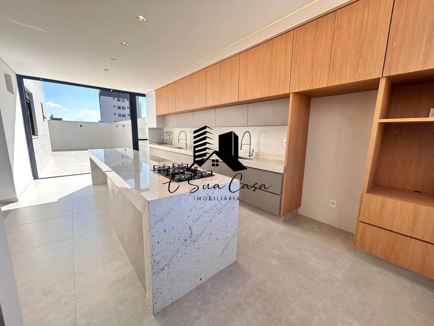 Apartamento para alugar com 3 quartos, 225m² - Foto 10