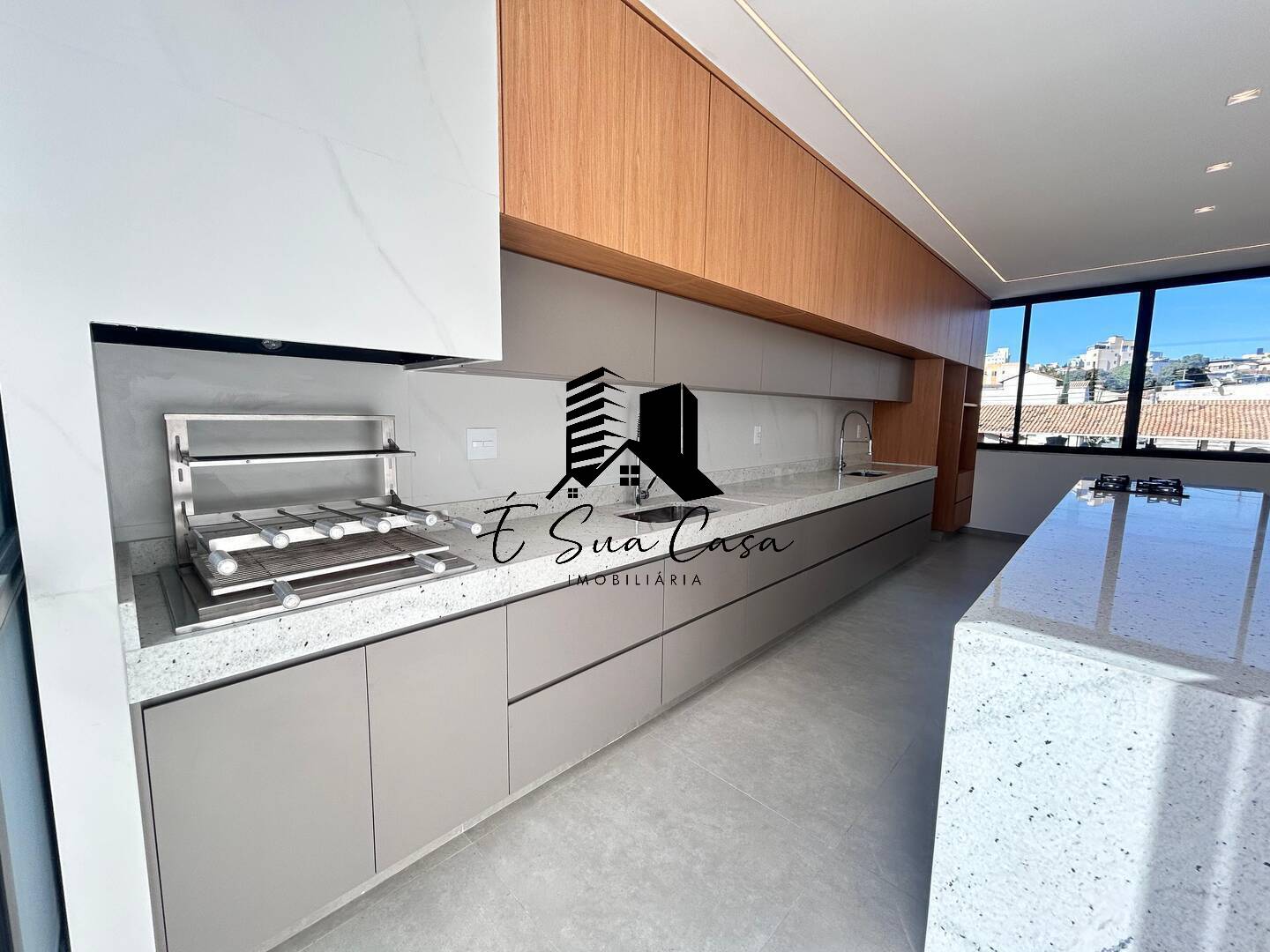 Apartamento para alugar com 3 quartos, 225m² - Foto 8